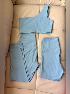 Girfriend Collective Bundle of 3, size M